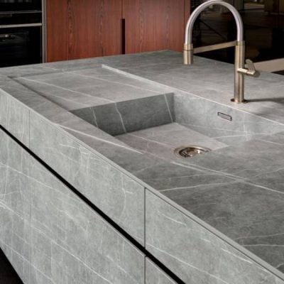 Mesada de cocina Neolith Zaha Stone Marmoleria Portaro Rosario